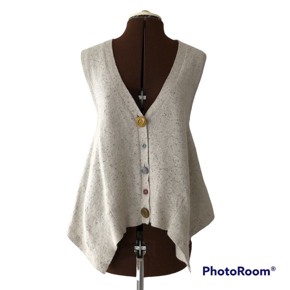 Moth Wool Blend Vest with Asymmetrical Hemline - Picture 1 of 6